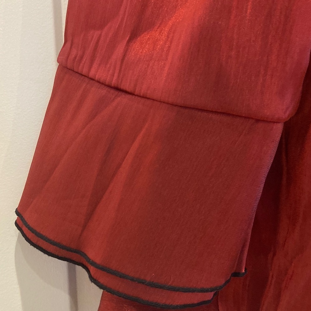 Red Satin Button-Front Women's Jacket - Picture 4 of 7